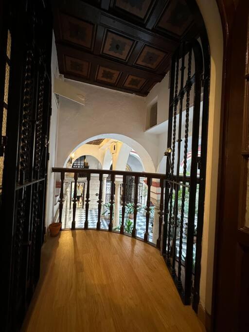 Apartamento Patio Sevillano Frente Catedral Экстерьер фото