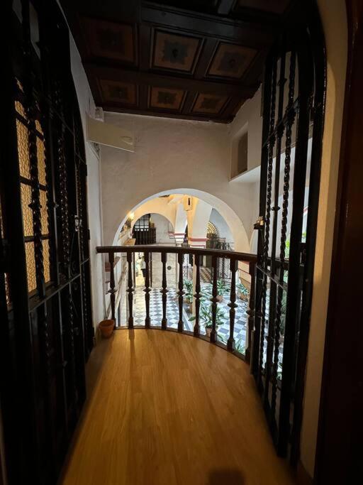 Apartamento Patio Sevillano Frente Catedral Экстерьер фото